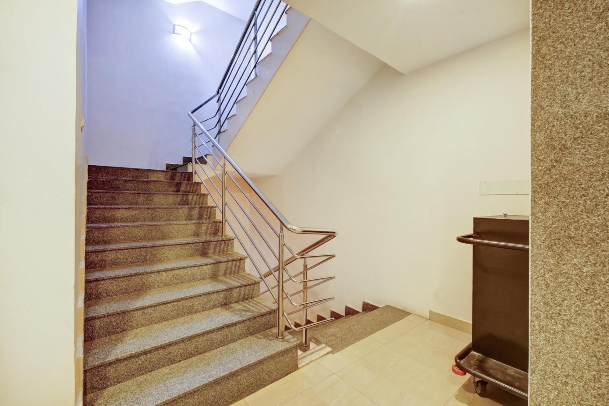 Hotel Passport Inn Yelahanka Exterior photo