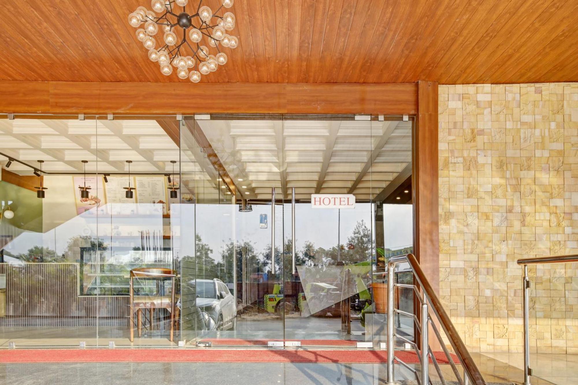 Hotel Passport Inn Yelahanka Exterior photo